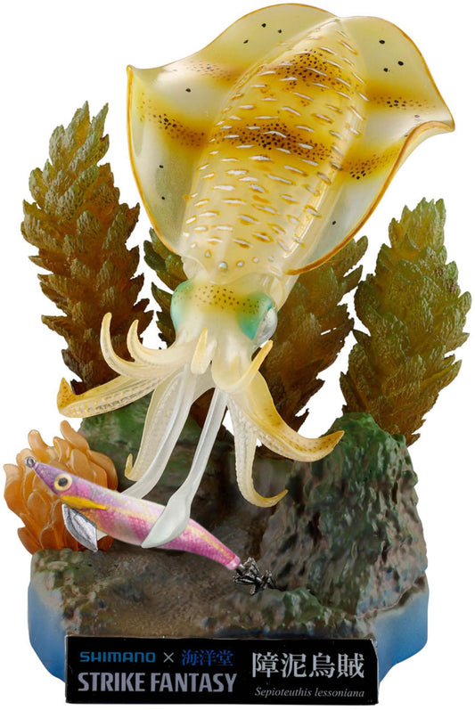 STRIKE FANTASY Figure